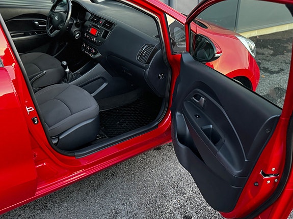 Kia Rio 18 of 26