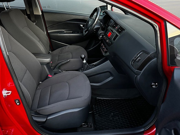 Kia Rio 17 of 26