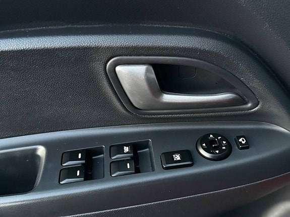 Kia Rio 22 of 26