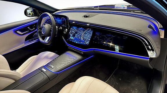 Mercedes-Benz E300 de 12 of 23