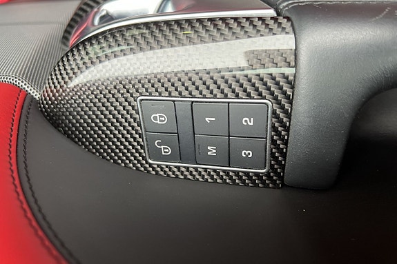 Land Rover Range Rover Sport 21 of 29