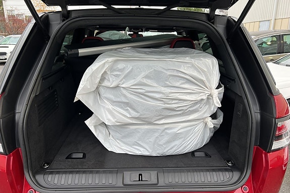 Land Rover Range Rover Sport 27 of 29