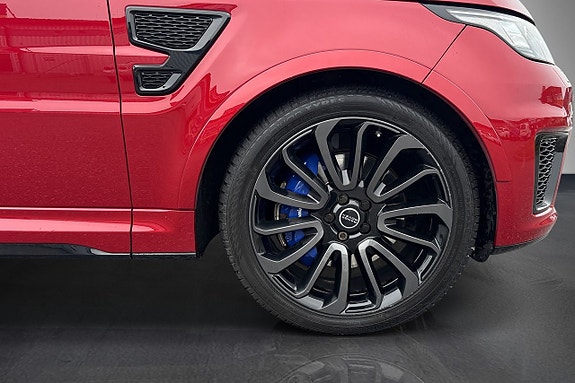 Land Rover Range Rover Sport 8 of 29