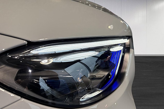 Mercedes-Benz GLC300 de 6 of 11