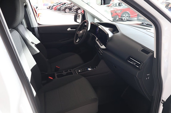 Ford Transit Connect 7 of 12