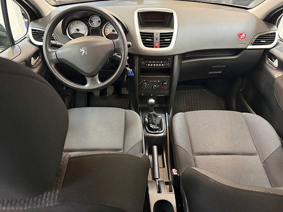 Peugeot 207 7 of 10
