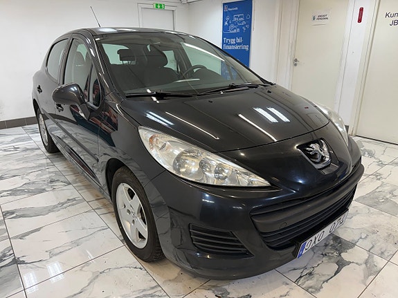 Peugeot 207 2 of 10