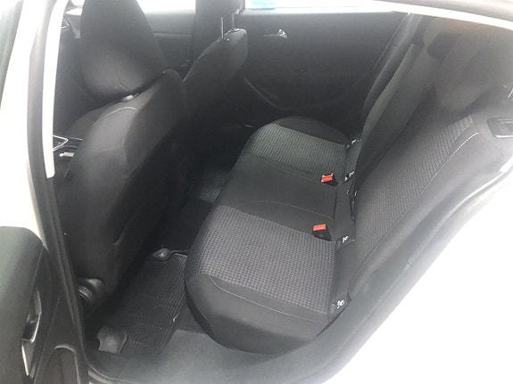 Peugeot 308 9 of 10