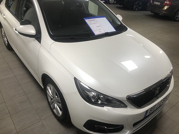 Peugeot 308 5 of 5