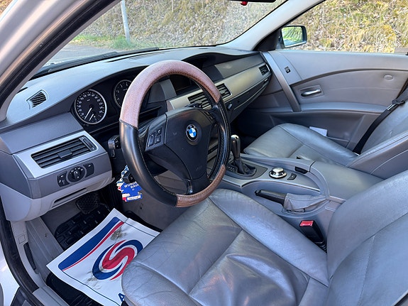 BMW 530i 17 of 18