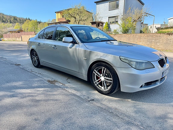 BMW 530i 16 of 18