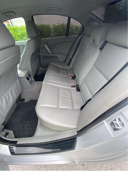 BMW 530i 11 of 18