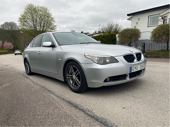 BMW 530i 5 of 18