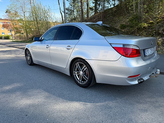 BMW 530i 14 of 18
