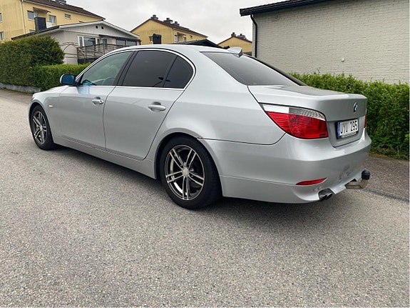 BMW 530i 7 of 18