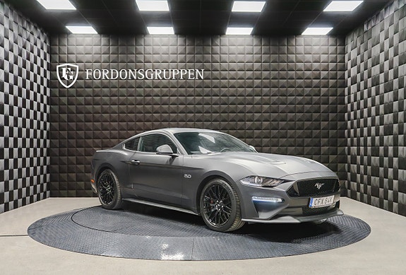 Ford Mustang 9 of 24