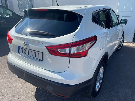 Nissan Qashqai 10 of 13