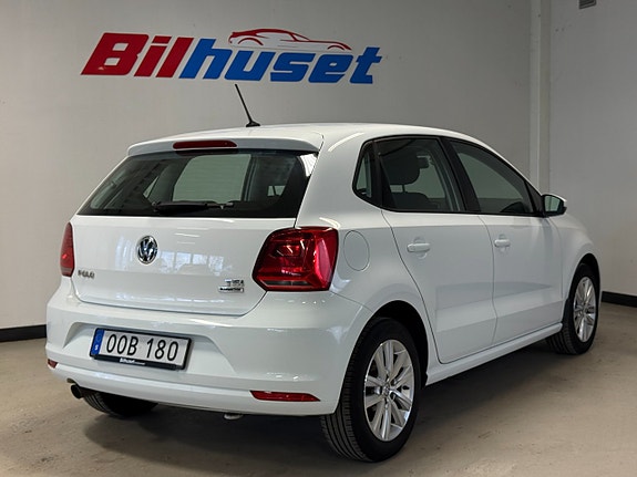 Volkswagen Polo 3 of 5