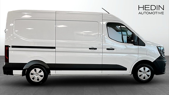 Nissan Interstar 6 of 12