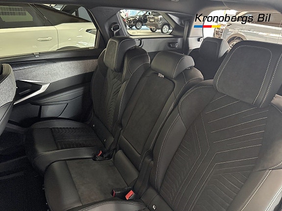 Peugeot 5008 17 of 22