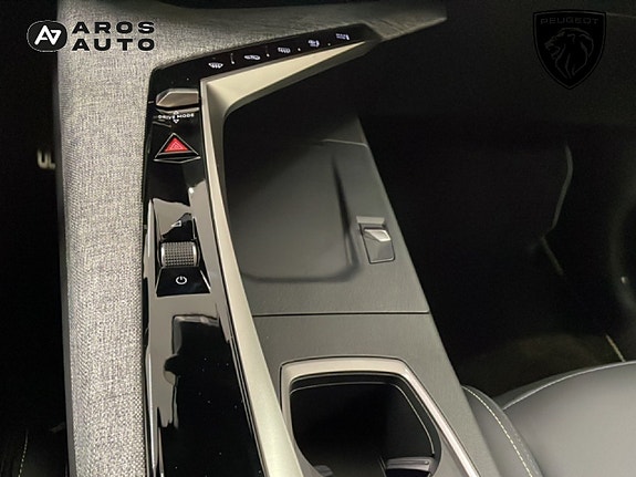 Peugeot 5008 12 of 13