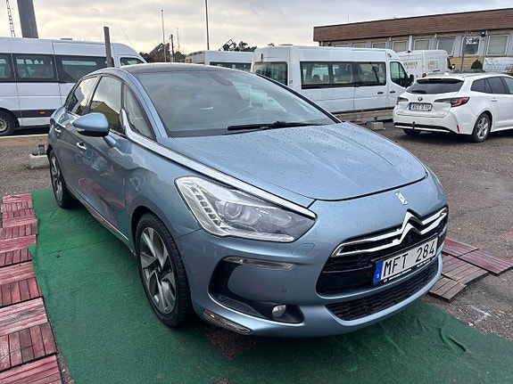 Citroen DS5 2 of 5