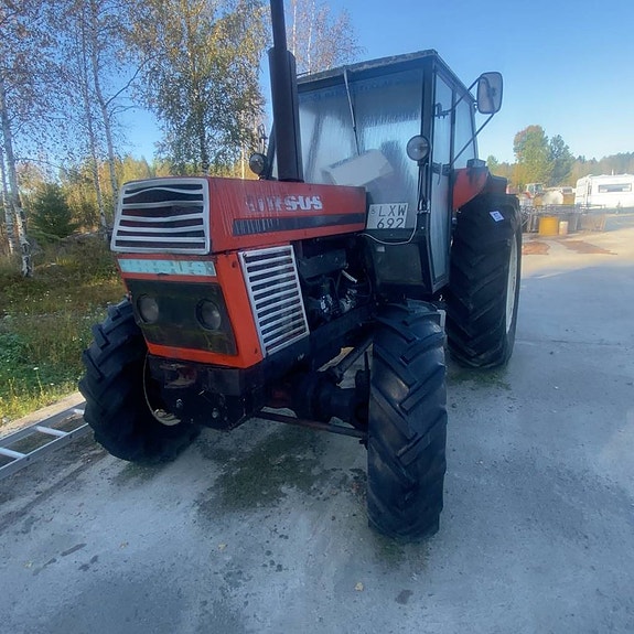 Traktor, sandspridare, rotator, m.m.