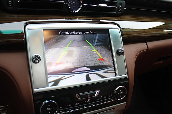 Maserati Quattroporte 27 of 29