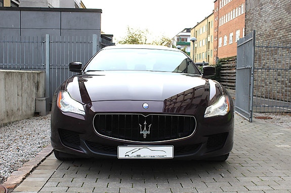 Maserati Quattroporte 7 of 29