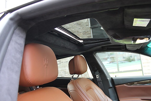 Maserati Quattroporte 20 of 29