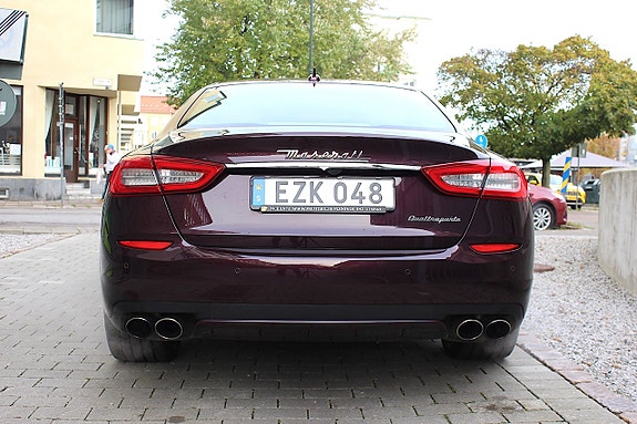 Maserati Quattroporte 12 of 29