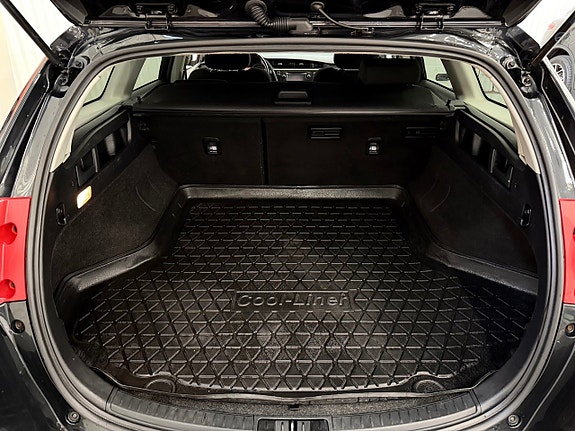 Toyota Auris 7 of 23