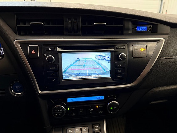 Toyota Auris 21 of 23