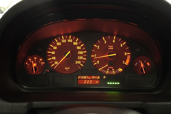 BMW X5 15 of 25