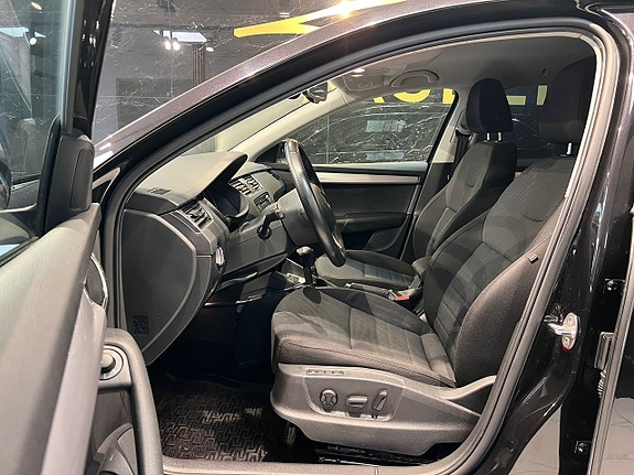 Skoda Octavia 15 of 30