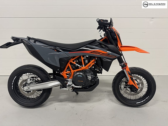 KTM 690