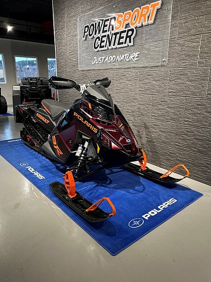 Polaris 9R SWITCHBACK ASSAULT 146