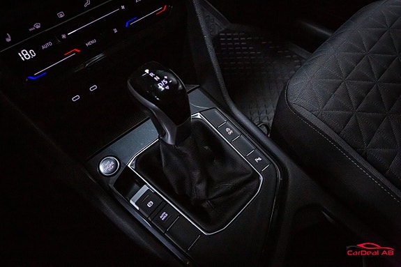 Volkswagen Tiguan 27 of 27