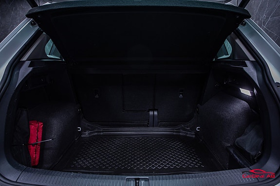 Volkswagen Tiguan 18 of 27