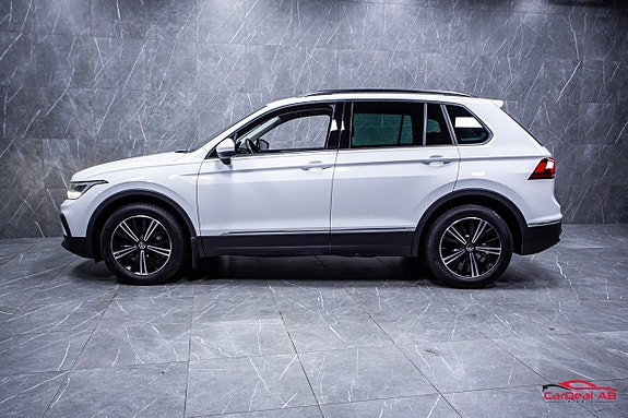 Volkswagen Tiguan 4 of 5