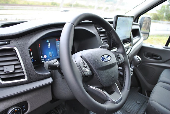 Ford Transit 7 of 16