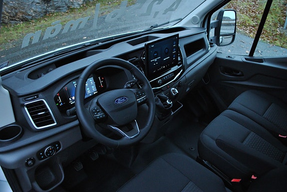 Ford Transit 5 of 5