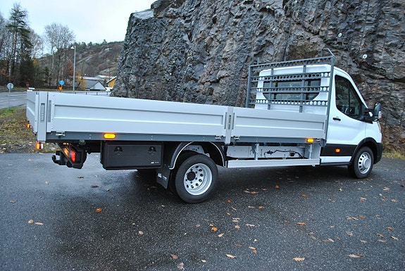 Ford Transit 16 of 16