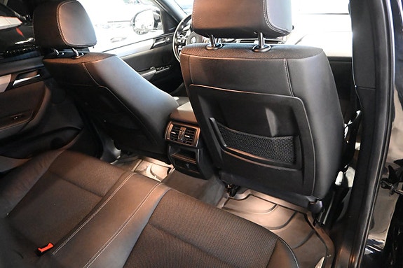 BMW X4 12 of 24