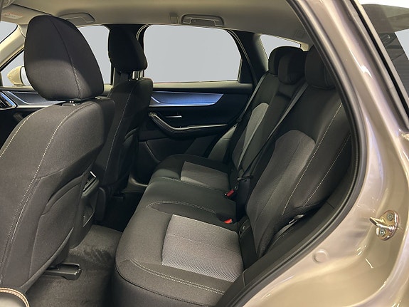 Mazda CX-60 13 of 20