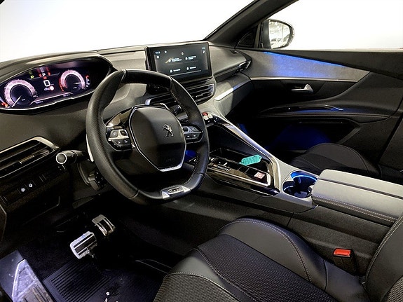 Peugeot 5008 6 of 16