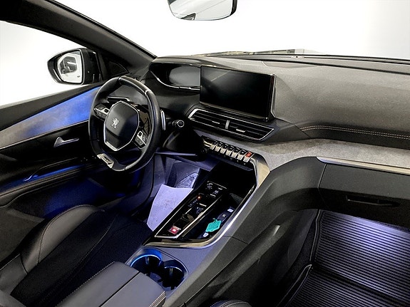 Peugeot 5008 12 of 16