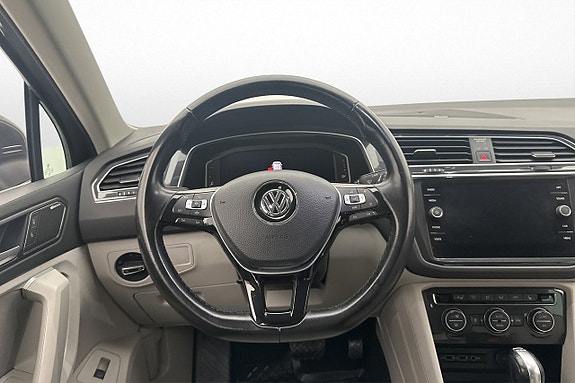 Volkswagen Tiguan 13 of 27