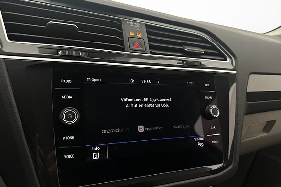 Volkswagen Tiguan 17 of 27