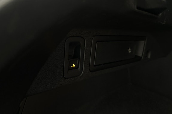 Volkswagen Tiguan 25 of 27